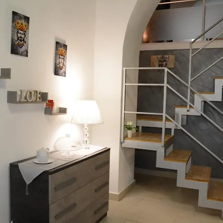 Verdi - Historic Centre Apartment